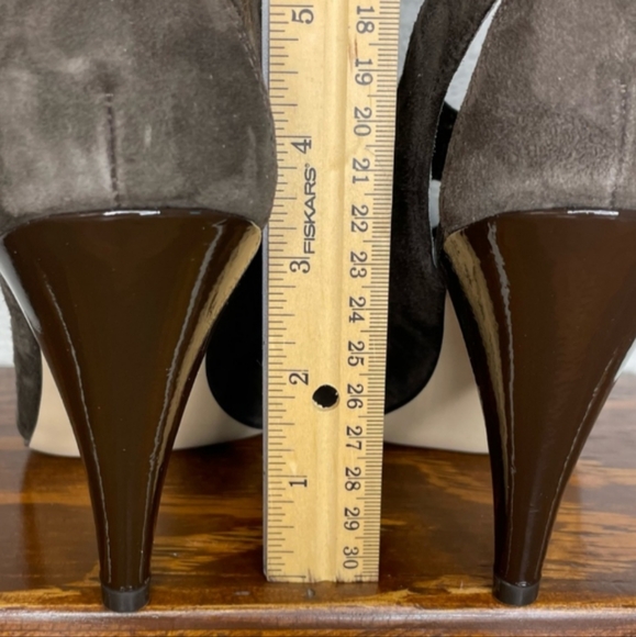 Daniblack Brown Suede lace-up heel booties - Picture 4 of 7